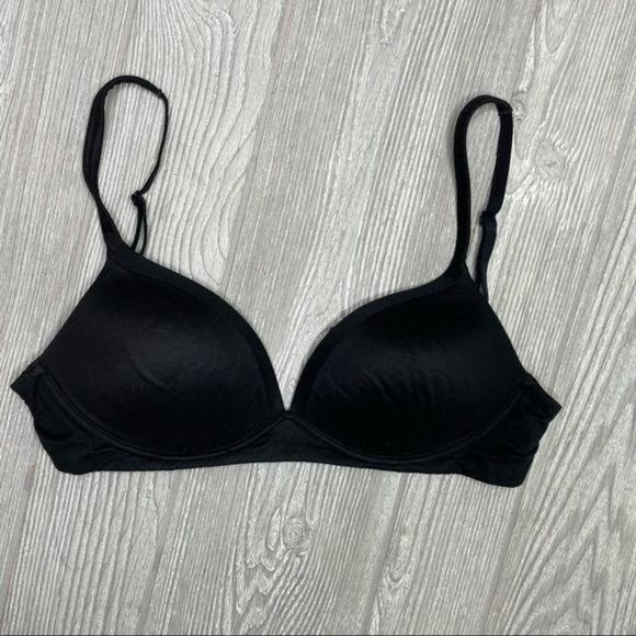 Victoria’s Secret black body by Victoria bra 34C - Picture 7 of 7